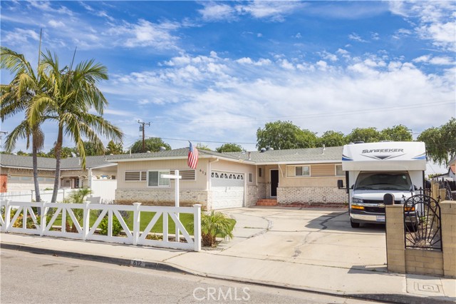 Property photo of 612 Newkirk AV