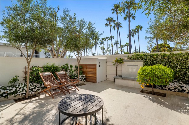 Property photo of 741 Avocado AV