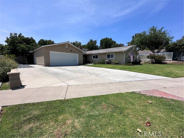 Property photo of 1227 Riedel AV