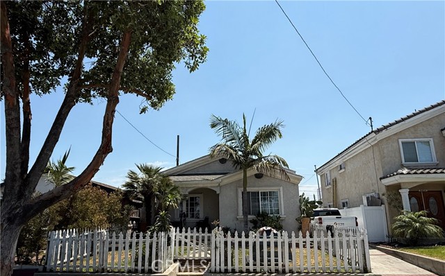 Property photo of 16630 Lake AV