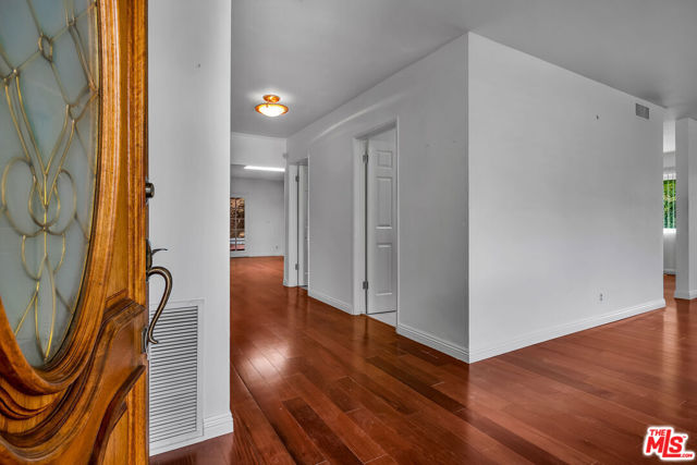 Property photo of 2925 Dona Susana DR
