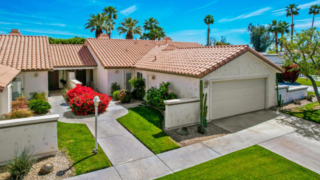 Property photo of 130 Desert Falls DR