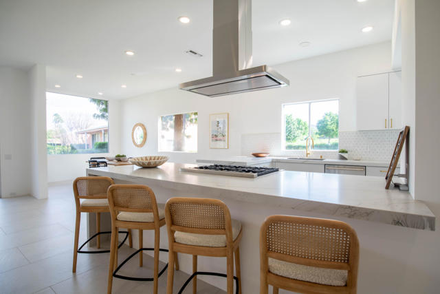 Property photo of 46860 Amir DR