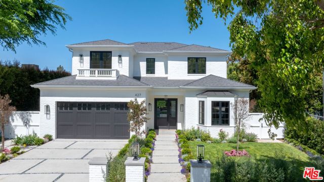 Property photo of 427 N Bundy DR