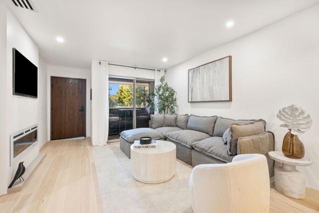 Photo of 2857 N Los Felices Rd