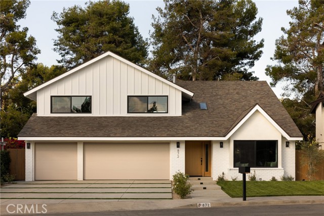 Property photo of 872 Liard