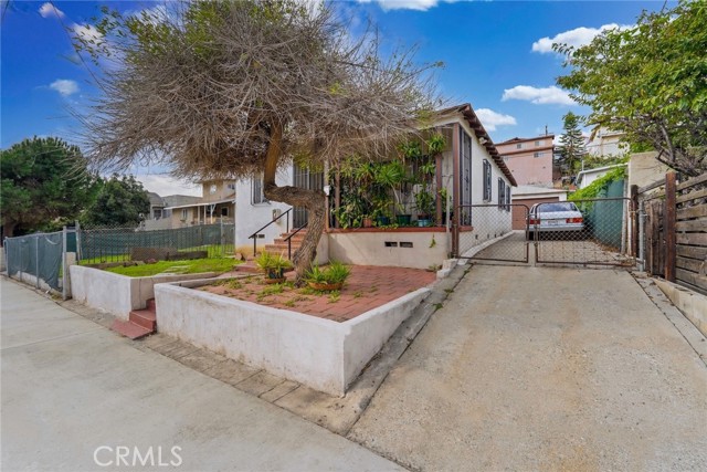 Property photo of 3353 City Terrace