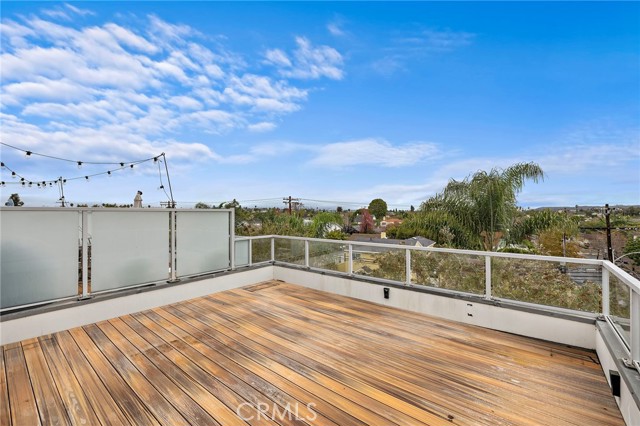 Property photo of 4151 Redwood Avenue #106