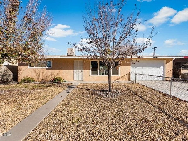 Property photo of 38640 Larkin AV