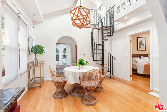 Property photo of 1147 Wilcox PL