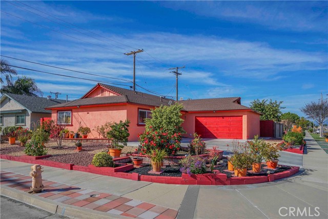 Photo of 7571 San Rafael