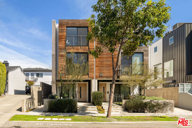 Property photo of 820 N Formosa AV