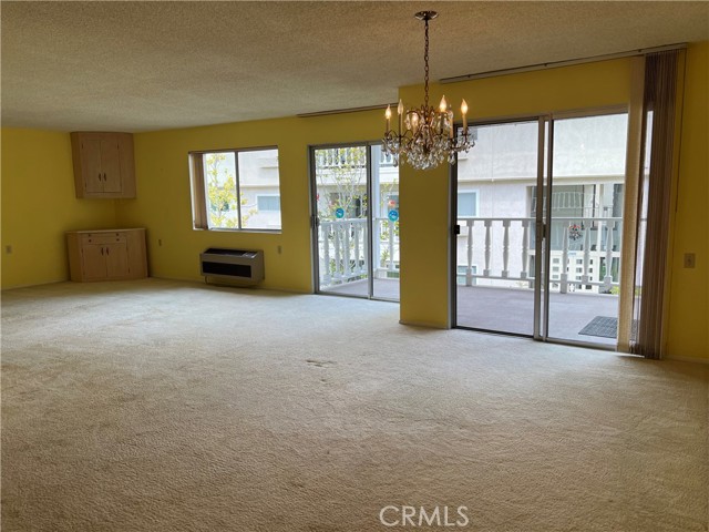 Property photo of 2399 Via Mariposa