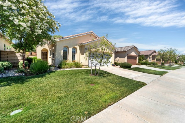 Property photo of 27992 Whisperwood DR