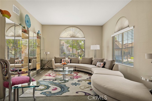 Property photo of 1521 Fairway Oaks AV
