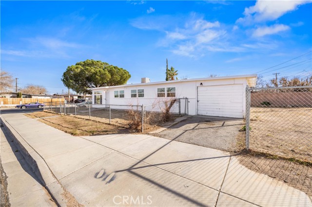 Property photo of 244 E Avenue Q