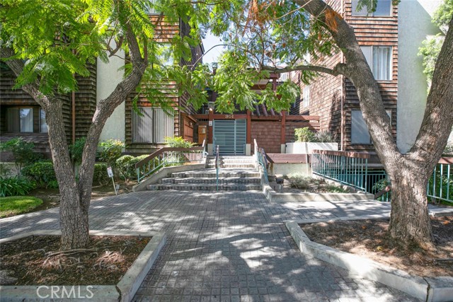Property photo of 301 N Belmont ST