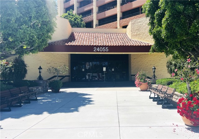 Property photo of 24055 Paseo Del Lago