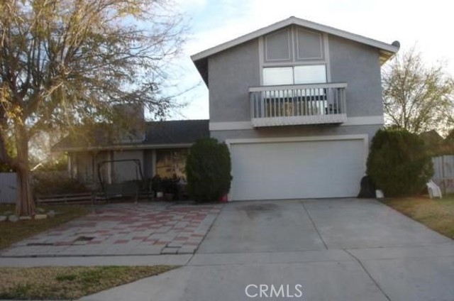 Property photo of 943 W Valencia ST