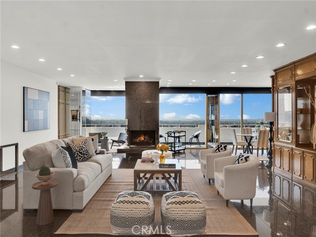 Property photo of 1333 S Beverly Glen BL