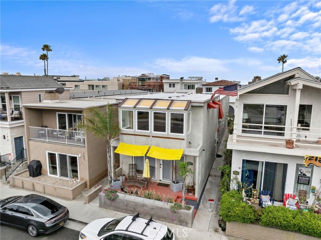 Property photo of 1623 W Balboa BL