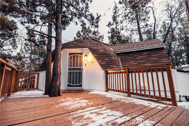 Property photo of 403 Highland LN