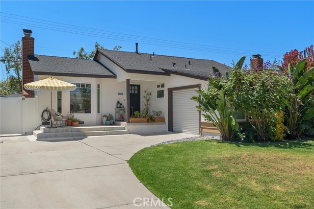 Property photo of 2851 Ladoga AV
