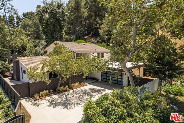 Property photo of 2313 Banyan DR