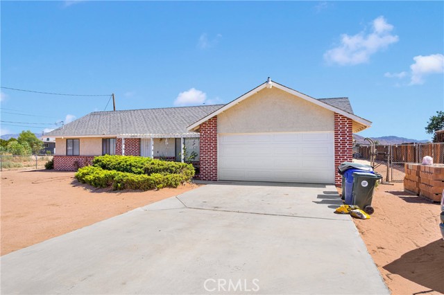 Property photo of 22035 Pahute RD