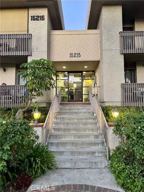 Property photo of 15215 Magnolia BL