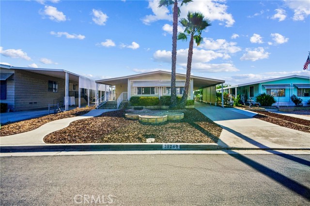 Property photo of 38240 Calle Arrebol