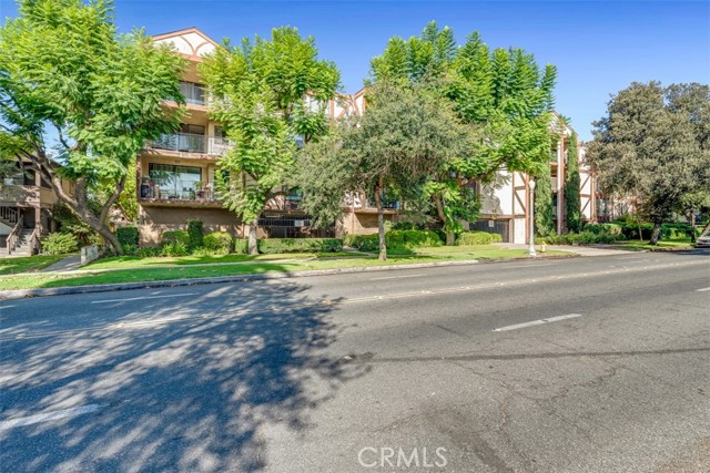 Property photo of 65 N Allen AV