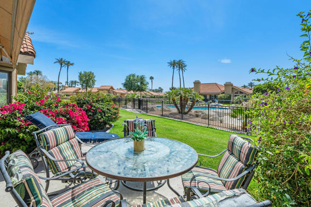 Property photo of 9 Acapulco DR