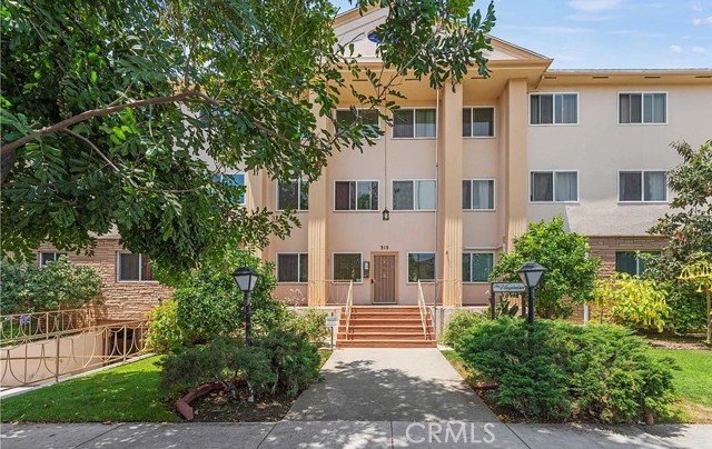 Property photo of 315 N Louise