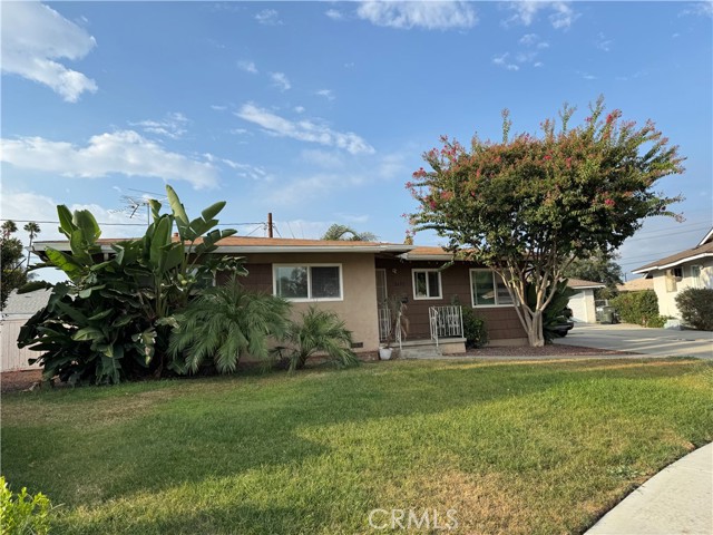 Photo of 8653 Larkin