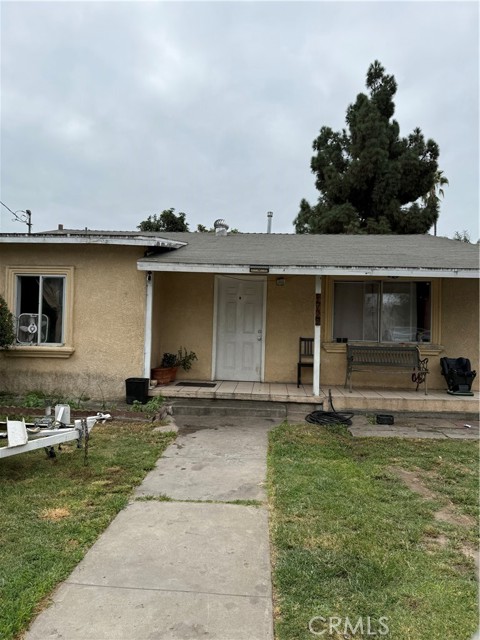 Property photo of 1722 W Pine
