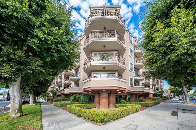 Property photo of 801 Pine Avenue #102