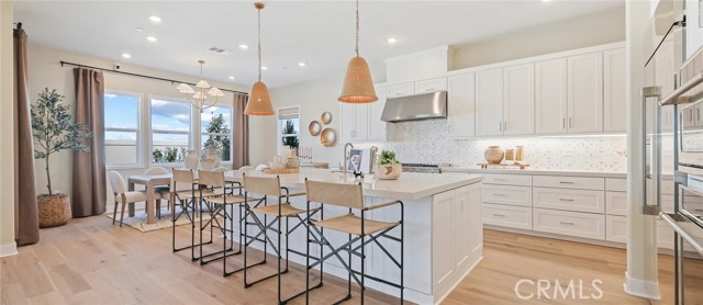 Property photo of 15490 Oakbrush PL