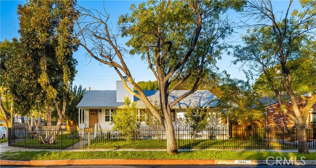 Property photo of 7001 Lasaine AV