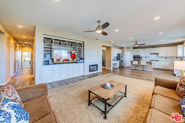 Photo of 40918 Rise Ct