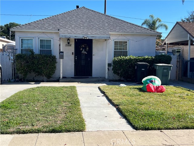 Property photo of 1304 N Griffith Park