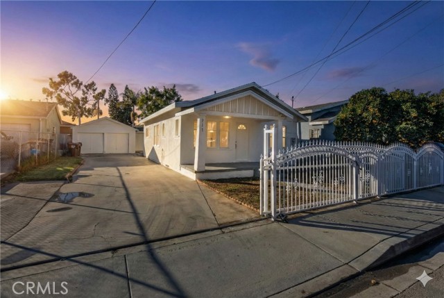 Property photo of 711 N Crane AV