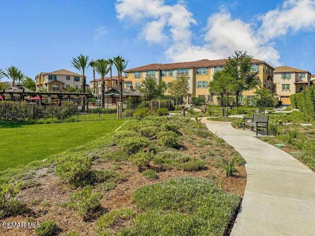 Property photo of 26707 Lexington LN