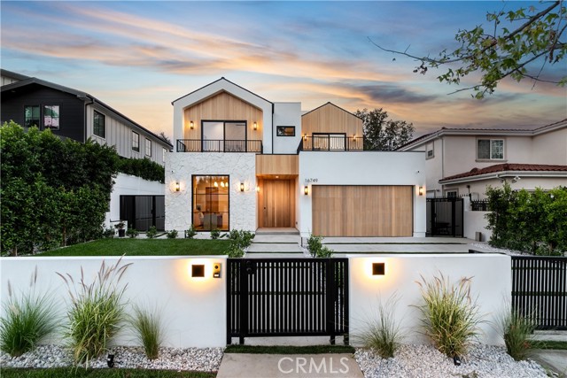 Property photo of 16749 Addison