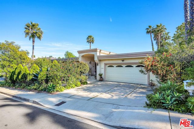 Property photo of 10810 Via  Verona ST