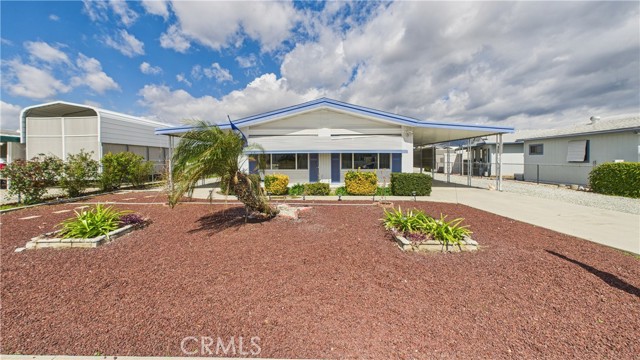 Property photo of 43614 Walden WY