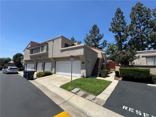 Property photo of 6958 Doheny PL