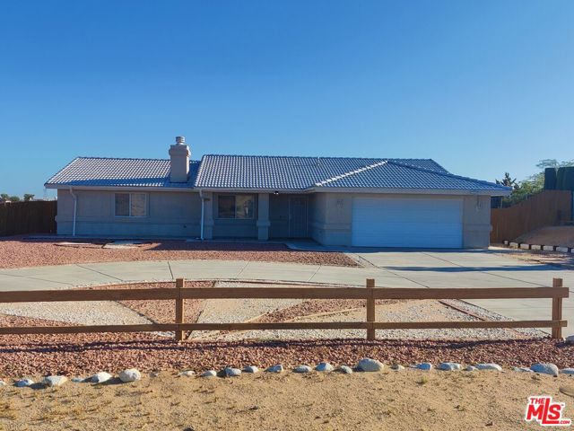 Property photo of 14744 Hopland ST