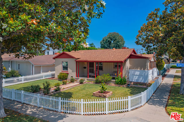 Property photo of 15001 Hartland ST