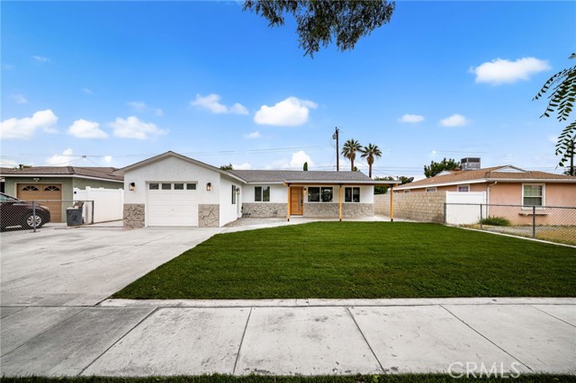 Property photo of 2124 W Flower AV